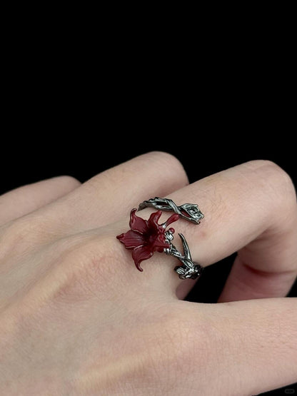 Datura Stramonium | Broken Mandrake Flower Statement Ring (Y2K Limited)