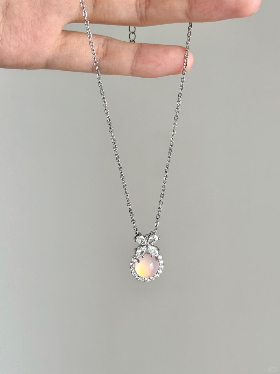 Dusk Kiss | Twilight Glow Pendant Necklace (Y2K Limited)
