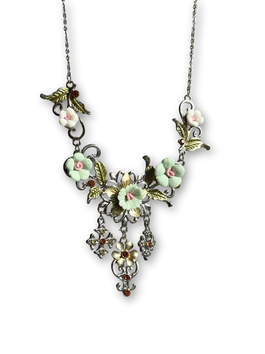 Flower Note Necklace | Vintage Elegance & Poetic Charm (Limited Edition)