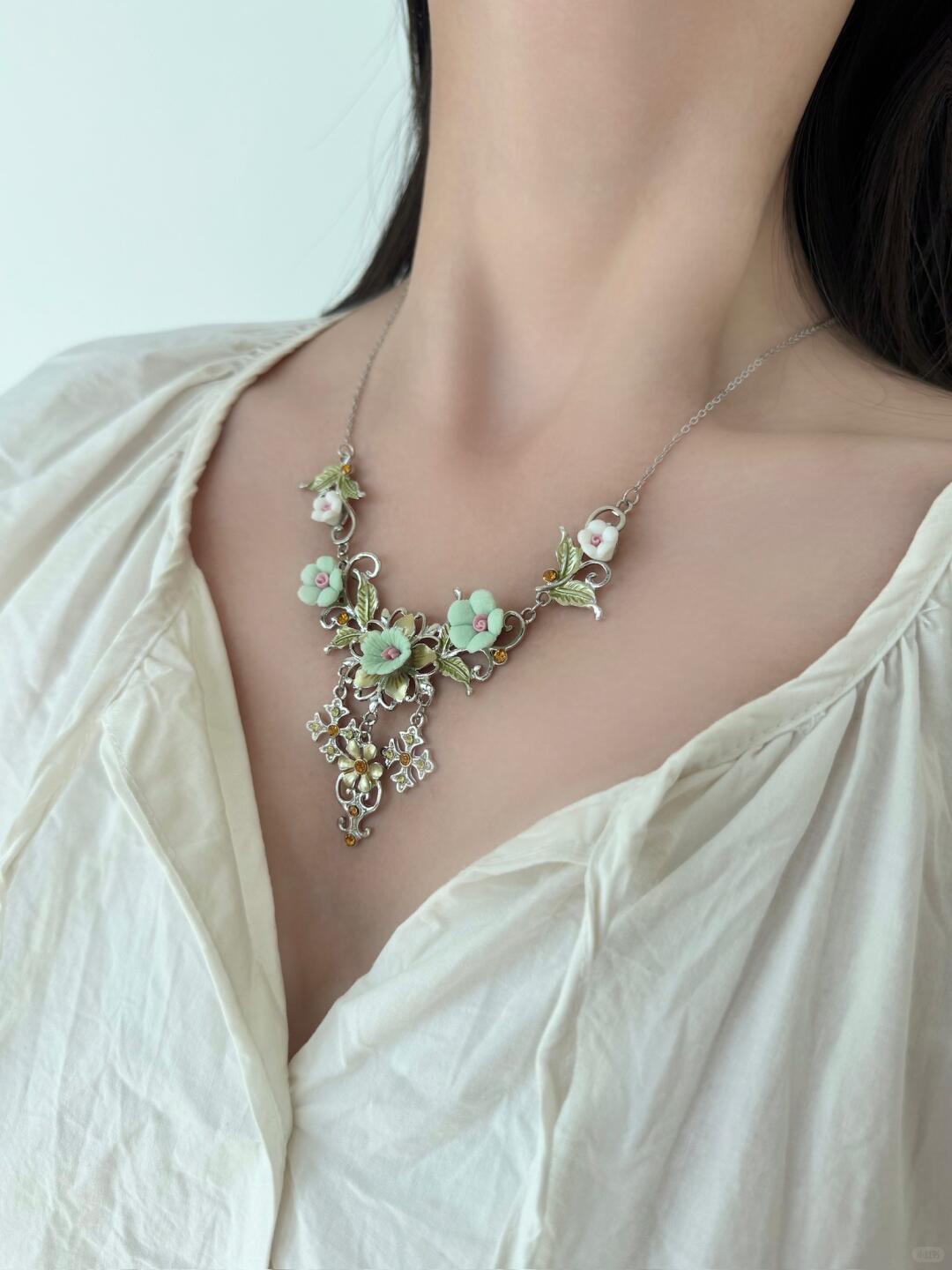 Inoya Necklace | Vintage Dreamscape & Handcrafted Charm (Limited Edition)