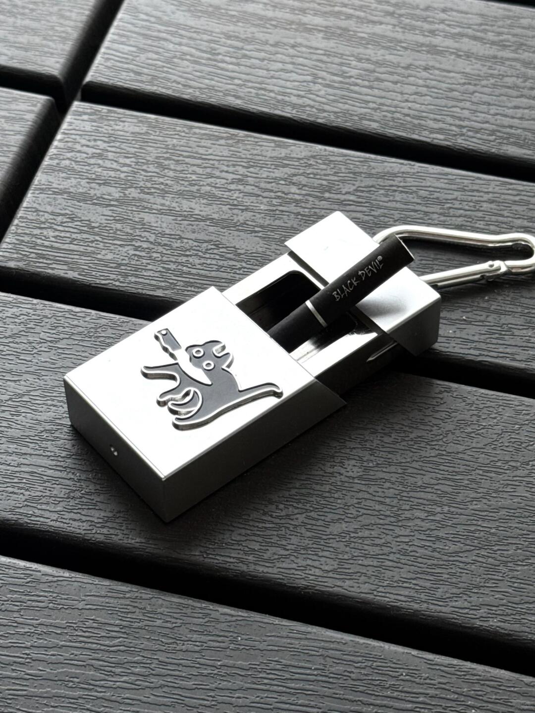 Killer Cat Ashtray | Portable Charm & Bold Design (Limited Edition)