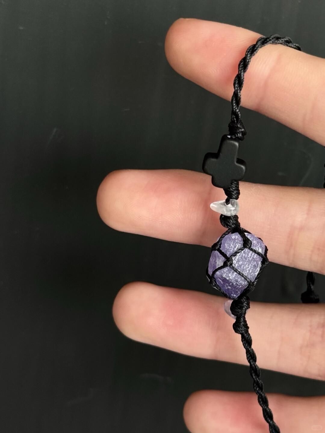 Kynthia Bracelet: Violet Amethyst Chain for Cosmic Mystery Seekers