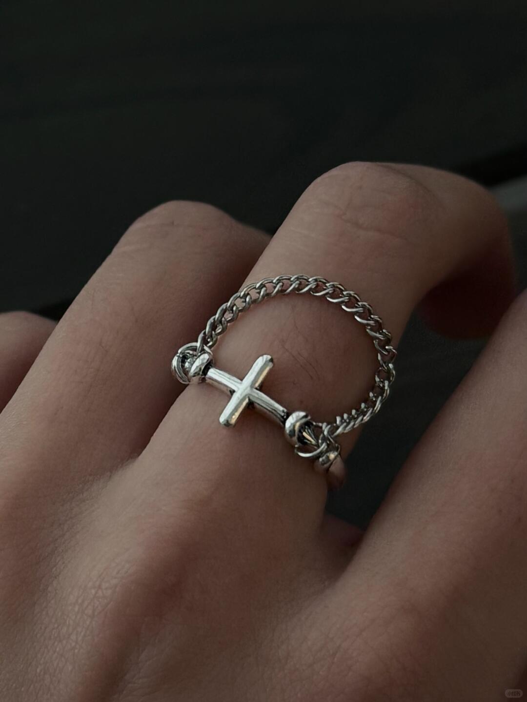 Camus L’aube Viendra | Rebirth Cross Ring (Y2K Limited)