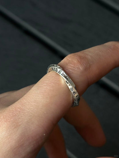 Let It Be | Möbius Strip Ring for Infinite Calm (Vintage Y2K)
