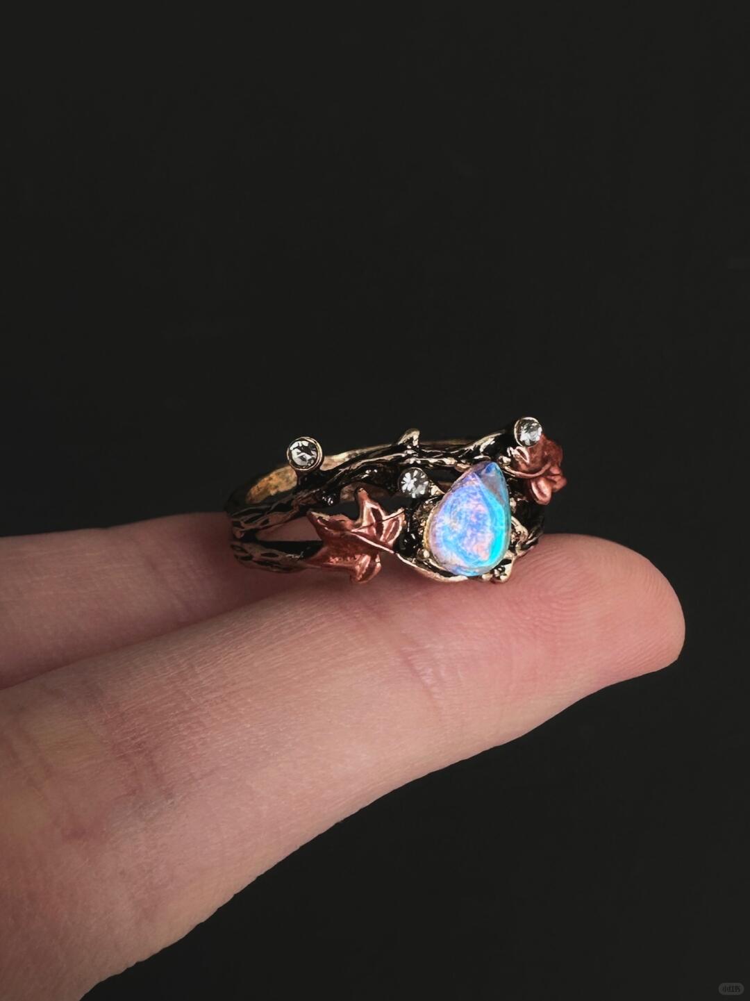 https://y2bling.com/products/maple-language-ring