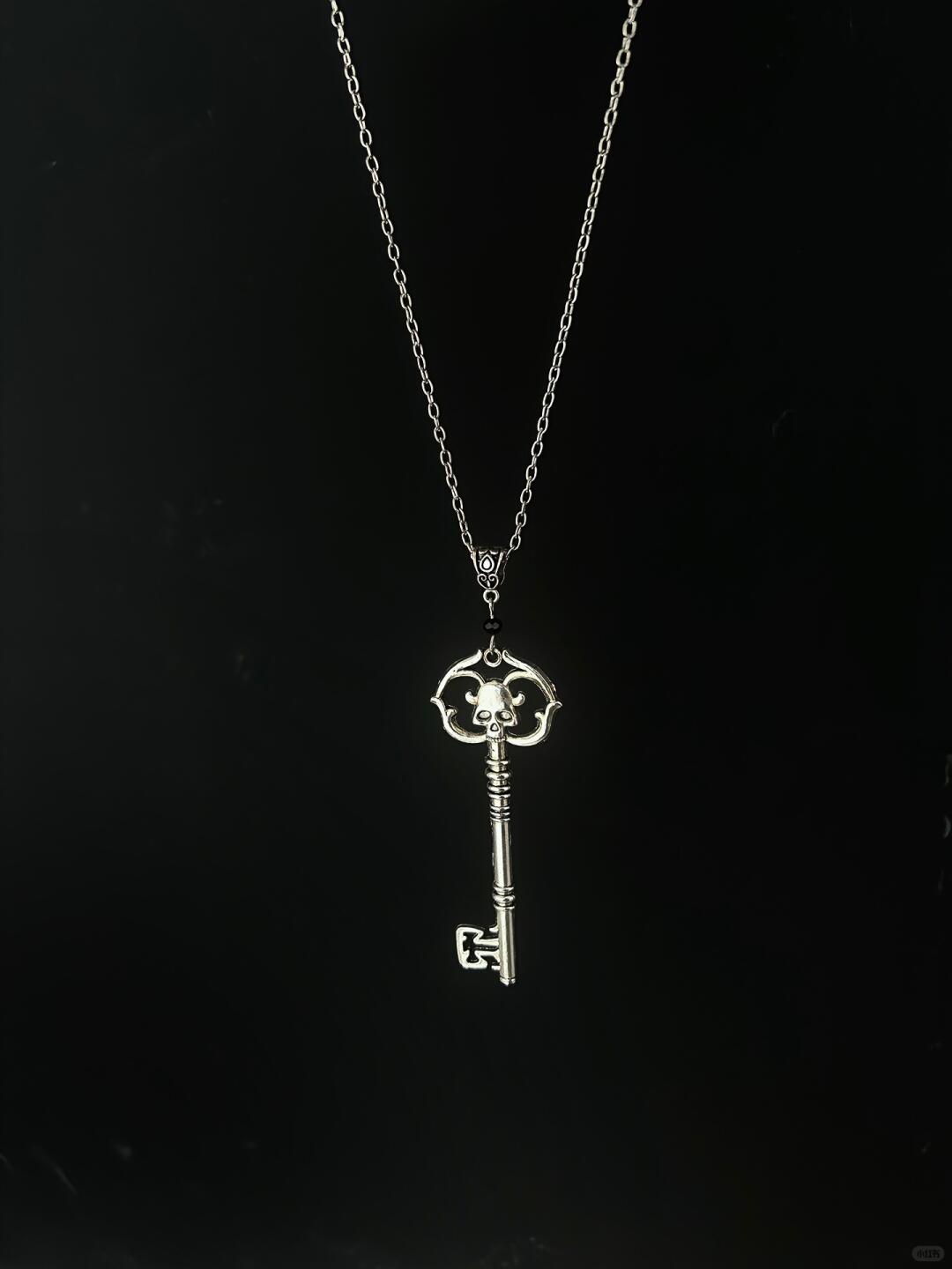Dark Key of Nevermore | Raven’s Necromantic Key Pendant (Y2K Limited)