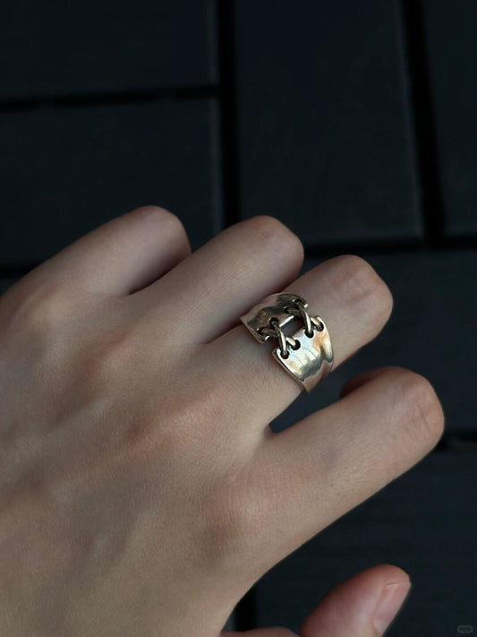 Noelia Towers | “Bondage. Rule. Obedience.” Ring for the Unpossessed
