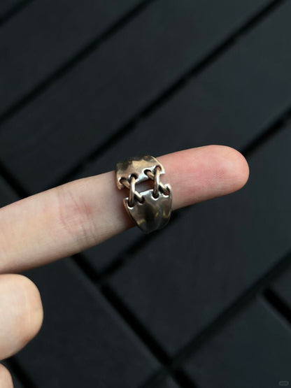 Noelia Towers | “Bondage. Rule. Obedience.” Ring for the Unpossessed