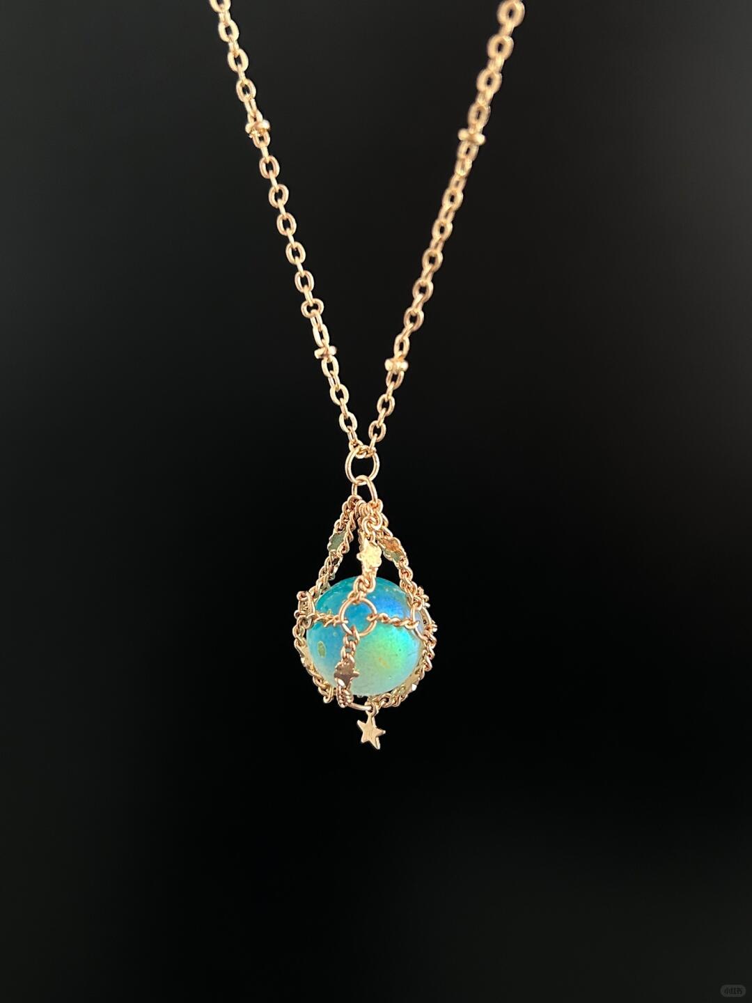 Floating Dream Star Necklace | Eternal Romance in the Cosmos (Limited Edition)