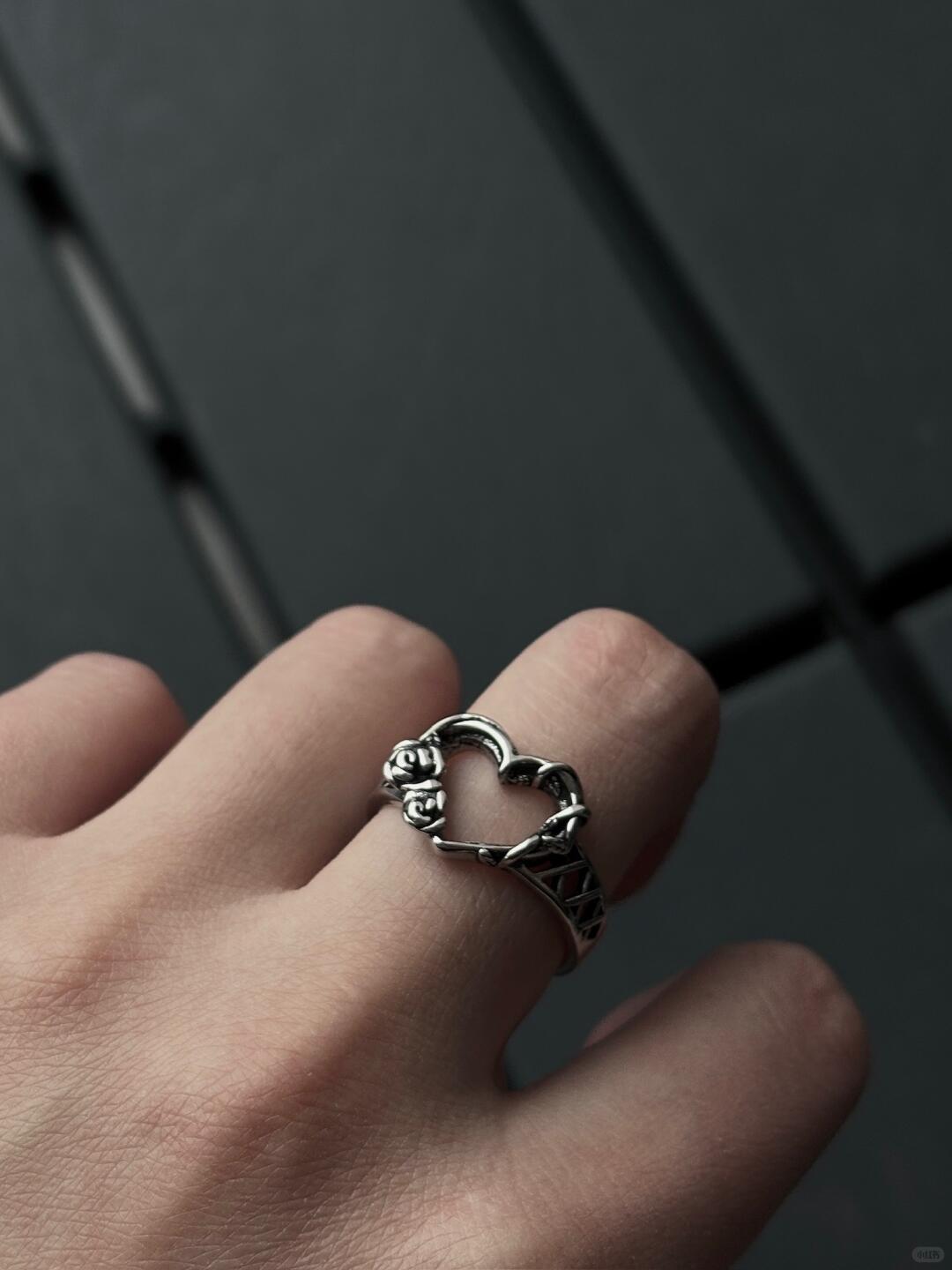 Rose Ring | Poetic Elegance & The Space of Love (Limited Edition)