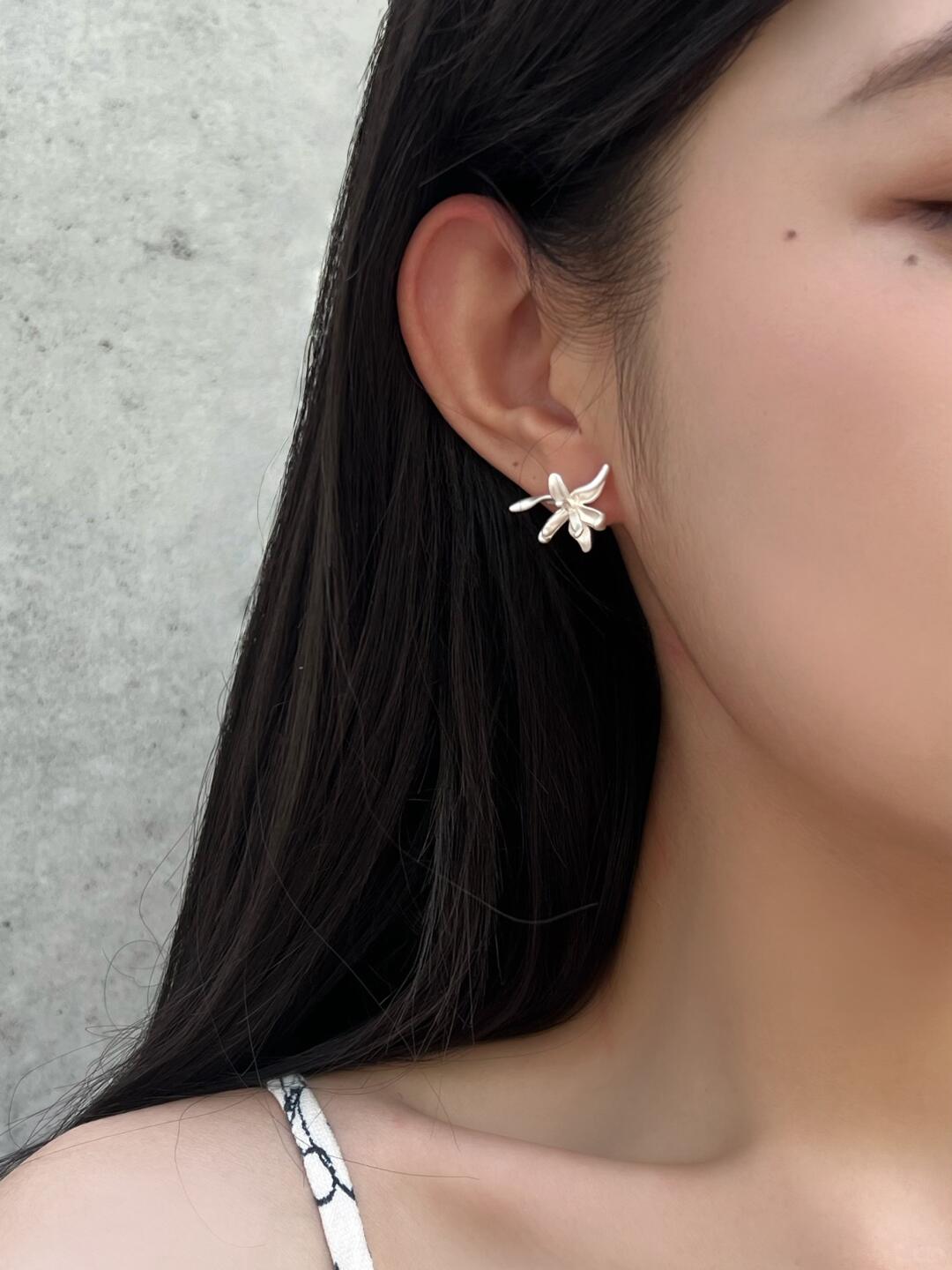 Y2Bling Silver Jasmine Earrings | Silver Jasmine (Limited Edition)