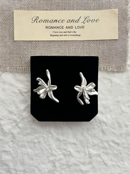 Y2Bling Silver Jasmine Earrings | Silver Jasmine (Limited Edition)