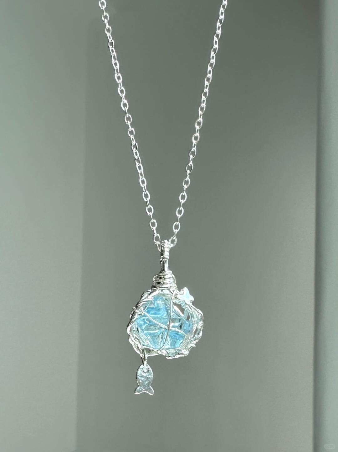 Summer Dreamcatcher | Frozen Ocean Crystal Pendant Necklace (Y2K Limited)