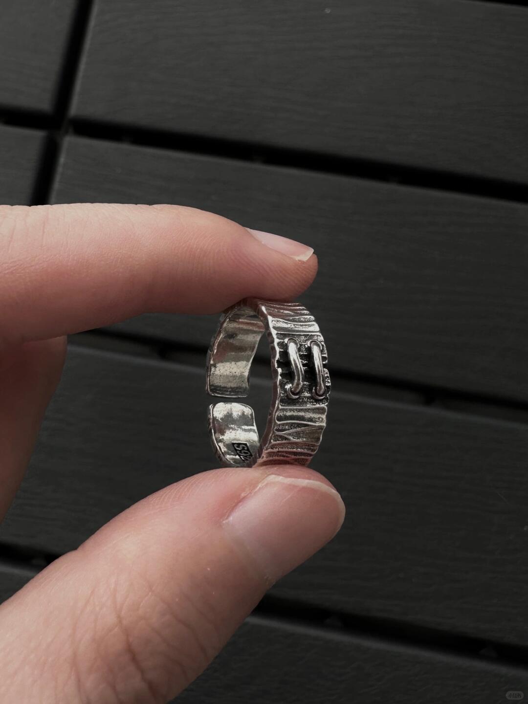 Shackle Ring | Love as Restraint (Limited Edition)