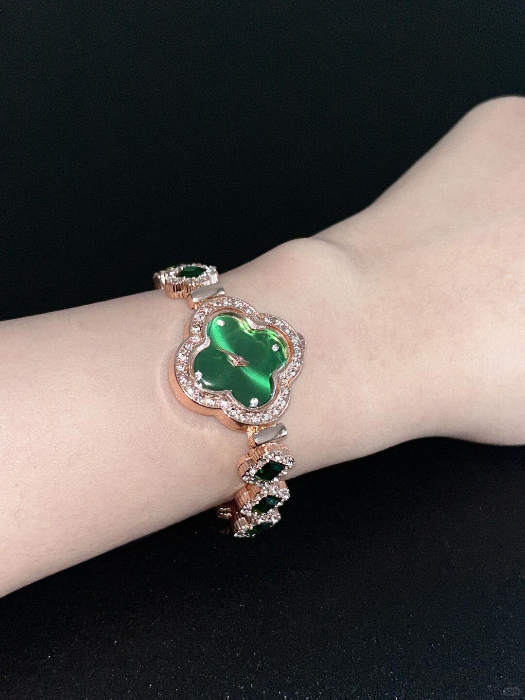 Starlight Clover | Dreamwave Vintage Chain Bracelet (Y2K Limited)