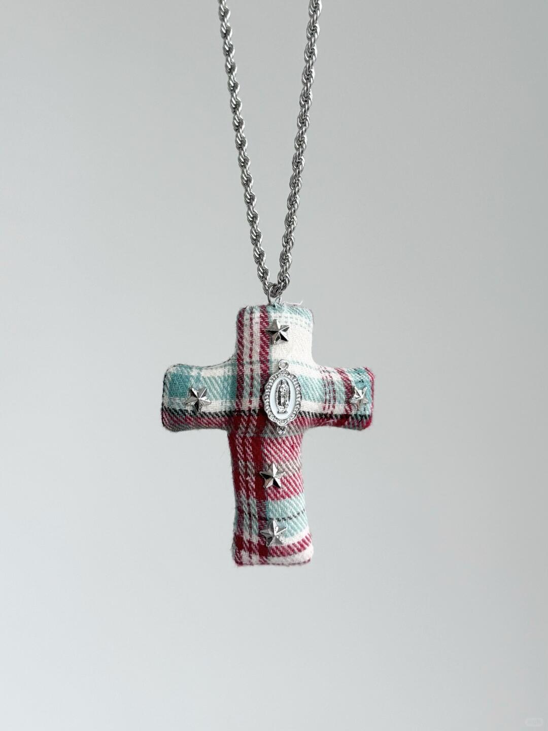 Saint Andrew’s Redemption Necklace | Vintage Elegance & Poetic Fate (Limited Edition)