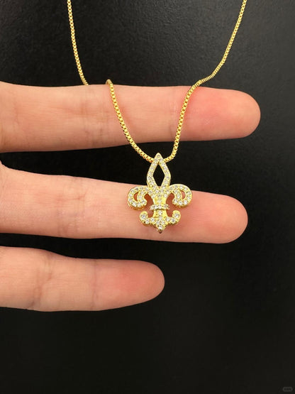Iris Necklace | Vintage Night Elegance & Handcrafted Design (Limited Edition)
