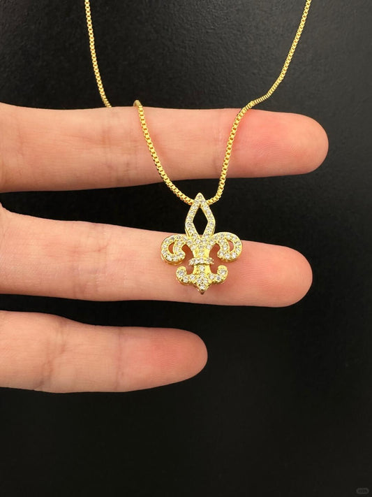Iris Necklace | Vintage Night Elegance & Handcrafted Design (Limited Edition)